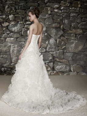 Свадебное платье 70235. Силуэт А-силуэт. Цвет Белый / Молочный. Вид 2