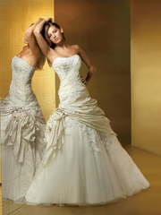 Свадебное платье 966. Силуэт А-силуэт. Цвет Айвори / Капучино. Вид 1