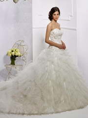 Свадебное платье 70360. Силуэт Пышное, А-силуэт. Цвет Белый / Молочный, Айвори / Капучино. Вид 1