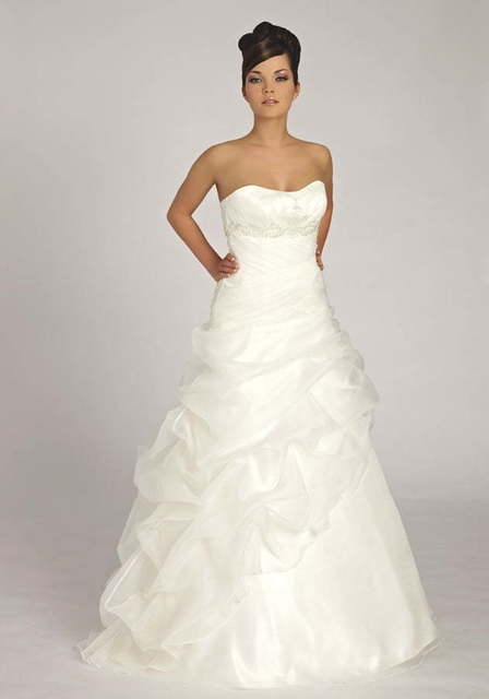 Свадебное платье 70054. Силуэт Пышное, А-силуэт. Цвет Белый / Молочный. Вид 1
