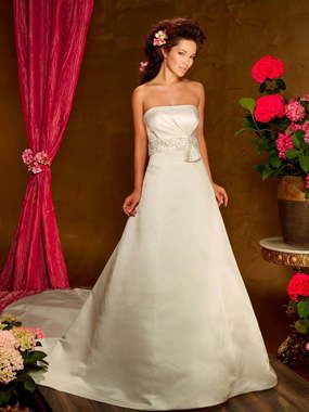 Свадебное платье 70353. Силуэт А-силуэт. Цвет Белый / Молочный. Вид 1
