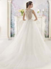 Свадебное платье Charlotte. Силуэт Пышное, А-силуэт. Цвет Белый / Молочный. Вид 2