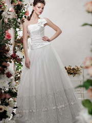 Свадебное платье Мильфей. Силуэт А-силуэт. Цвет Белый / Молочный. Вид 1