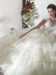 Свадебное платье Розовый Дым. Силуэт А-силуэт. Цвет Белый / Молочный, Айвори / Капучино. Вид 1