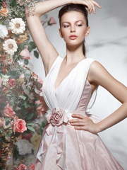 Свадебное платье Чайная Роза. Силуэт А-силуэт. Цвет Белый / Молочный, оттенки Розового. Вид 2