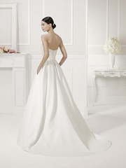 Свадебное платье Foro. Силуэт А-силуэт. Цвет Белый / Молочный. Вид 2