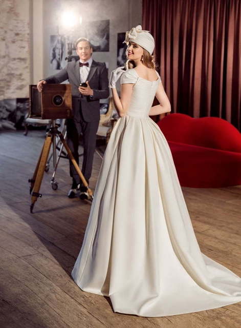 Свадебное платье Ромона. Силуэт А-силуэт. Цвет Айвори / Капучино. Вид 2