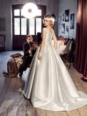 Свадебное платье Ливия. Силуэт А-силуэт. Цвет Белый / Молочный. Вид 2