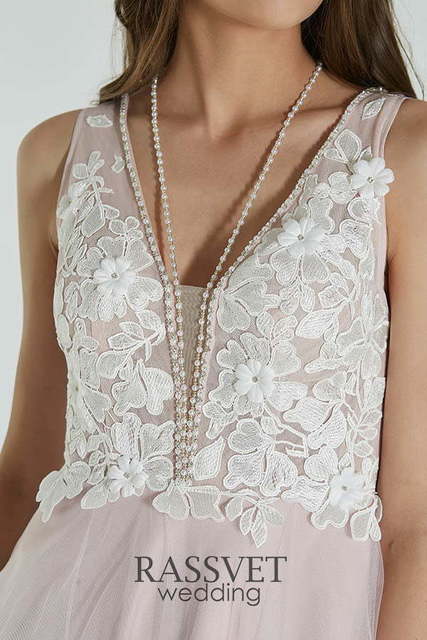 Свадебное платье Рамира. Силуэт А-силуэт, Прямое. Цвет оттенки Розового. Вид 4