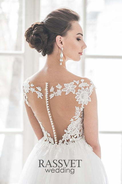 Свадебное платье Сонат. Силуэт А-силуэт, Прямое. Цвет Белый / Молочный. Вид 3