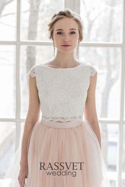 Свадебное платье Рейн. Силуэт Пышное, А-силуэт. Цвет Персик / Оранжевый, оттенки Розового. Вид 3