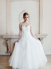 Свадебное платье Габриэлия. Силуэт А-силуэт. Цвет Белый / Молочный. Вид 1