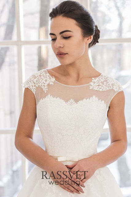 Свадебное платье Линда 1. Силуэт Пышное, А-силуэт. Цвет Белый / Молочный, Айвори / Капучино. Вид 4