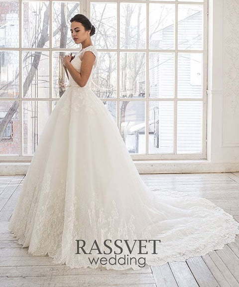 Свадебное платье Линда 1. Силуэт Пышное, А-силуэт. Цвет Белый / Молочный, Айвори / Капучино. Вид 6