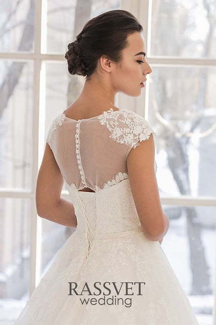 Свадебное платье Линда 1. Силуэт Пышное, А-силуэт. Цвет Белый / Молочный, Айвори / Капучино. Вид 7