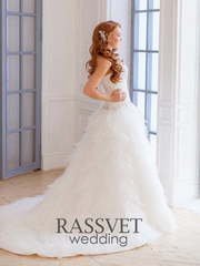 Свадебное платье Лорейн 2. Силуэт Пышное, А-силуэт. Цвет Белый / Молочный. Вид 2