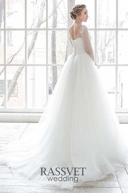 Свадебное платье Роберта. Силуэт А-силуэт. Цвет Белый / Молочный. Вид 2