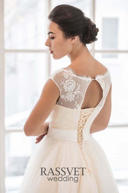 Свадебное платье Сабрина. Силуэт А-силуэт. Цвет Айвори / Капучино, Белый / Молочный, Персик / Оранжевый. Вид 6