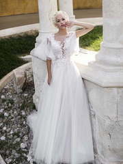 Свадебное платье Aerial Alstroemia. Силуэт А-силуэт. Цвет Белый / Молочный. Вид 1