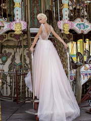 Свадебное платье Courageous Carnation. Силуэт А-силуэт. Цвет оттенки Розового. Вид 2