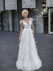 Свадебное платье Fragrant Matthiol. Силуэт А-силуэт, Прямое. Цвет Белый / Молочный. Вид 1