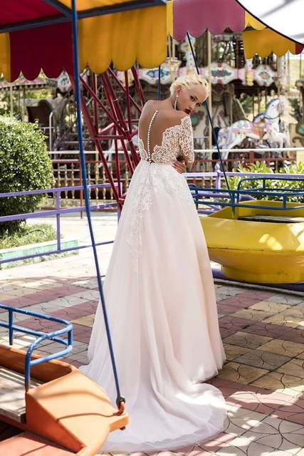 Свадебное платье Free Camelia. Силуэт А-силуэт. Цвет Персик / Оранжевый, оттенки Розового. Вид 2