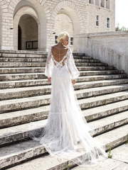 Свадебное платье Heady Salvia. Силуэт А-силуэт, Рыбка. Цвет Белый / Молочный. Вид 2