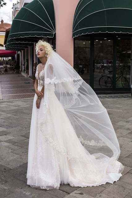 Свадебное платье Velvet Rose. Силуэт А-силуэт. Цвет Айвори / Капучино. Вид 3