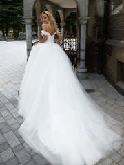 Свадебное платье Cecilia. Силуэт Пышное. Цвет Белый / Молочный. Вид 2