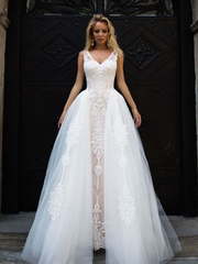 Свадебное платье Evita. Силуэт Пышное, Рыбка. Цвет Белый / Молочный, оттенки Розового. Вид 1