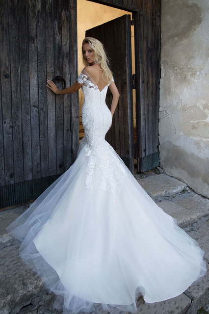 Свадебное платье Melanta. Силуэт Рыбка. Цвет Белый / Молочный. Вид 2