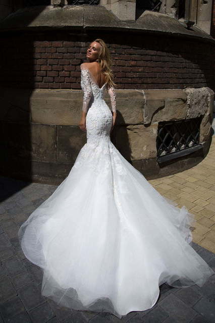 Свадебное платье Madlena. Силуэт Рыбка. Цвет Белый / Молочный. Вид 2