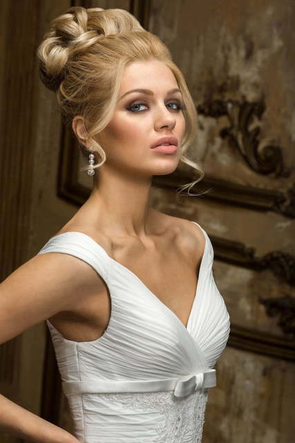 Свадебное платье Berangera. Силуэт Рыбка. Цвет Белый / Молочный. Вид 3