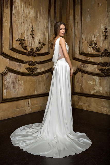 Свадебное платье Benoita. Силуэт Прямое. Цвет Белый / Молочный. Вид 2