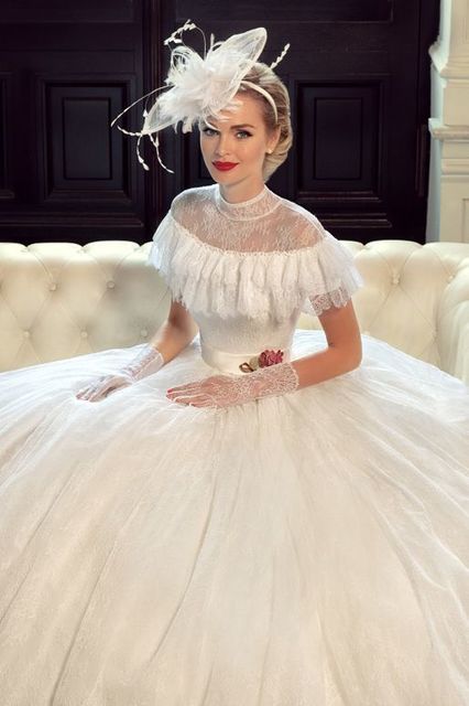 Свадебное платье Лионель. Силуэт Пышное. Цвет Белый / Молочный. Вид 2