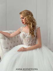 Свадебное платье Филомена. Силуэт Пышное. Цвет Белый / Молочный, Айвори / Капучино. Вид 2