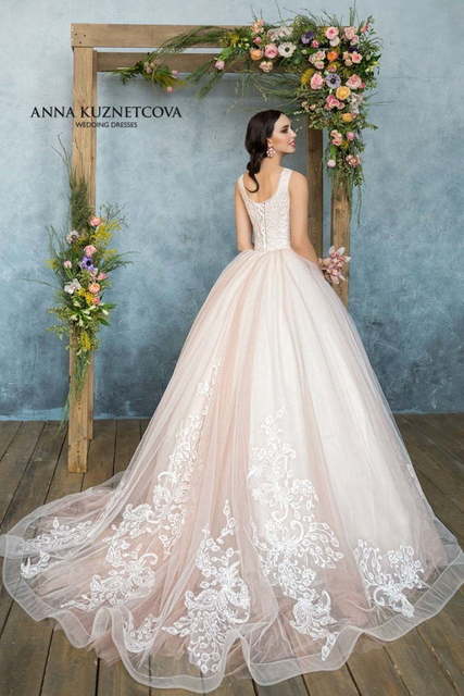 Свадебное платье Армель. Силуэт Пышное. Цвет Айвори / Капучино, Белый / Молочный, Персик / Оранжевый, оттенки Розового. Вид 2