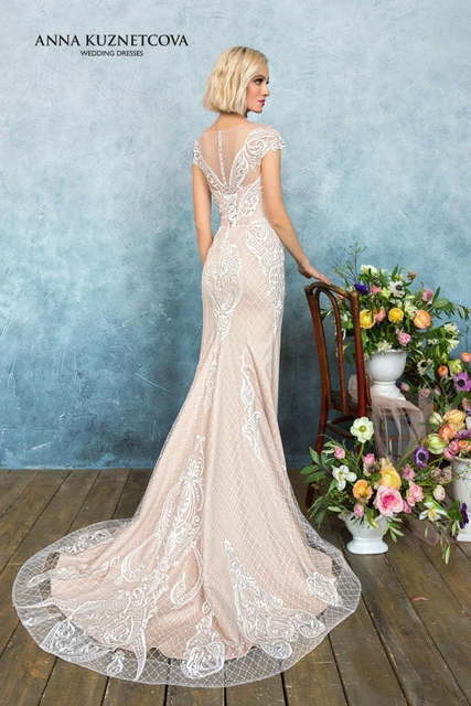 Свадебное платье Вирджиния. Силуэт Рыбка. Цвет Айвори / Капучино, Персик / Оранжевый, оттенки Розового. Вид 2