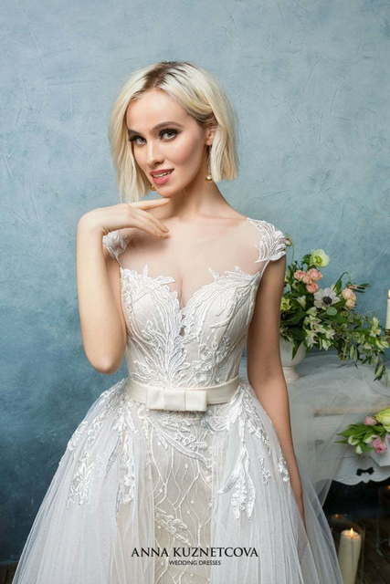 Свадебное платье Магалая. Силуэт Рыбка. Цвет Айвори / Капучино, Белый / Молочный. Вид 4