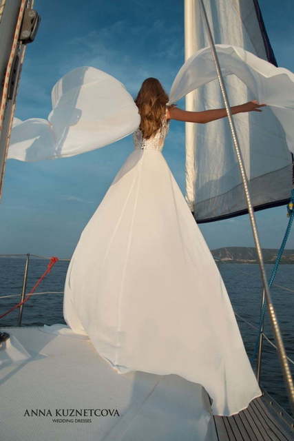 Свадебное платье Перлита. Силуэт Прямое. Цвет Белый / Молочный. Вид 2