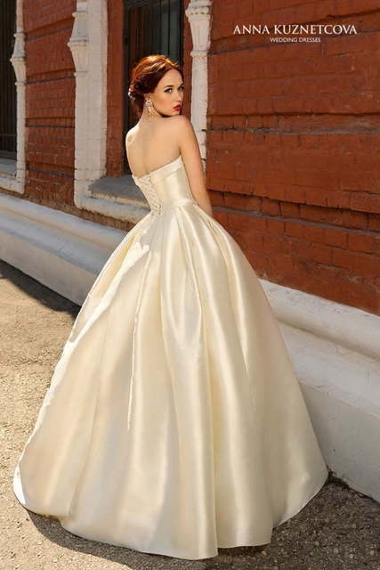 Свадебное платье Альбертина. Силуэт Пышное. Цвет Айвори / Капучино. Вид 2