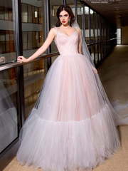 Свадебное платье Азалия. Силуэт Пышное. Цвет оттенки Розового. Вид 1