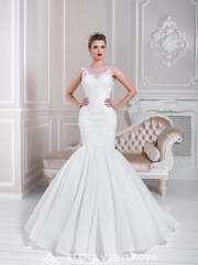 Свадебное платье 124. Силуэт Рыбка. Цвет Белый / Молочный. Вид 1