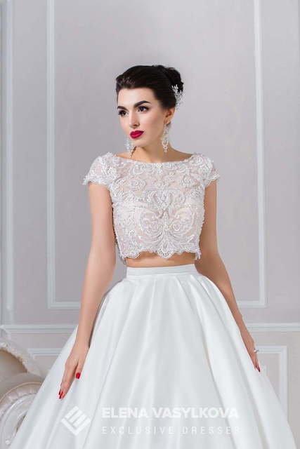 Свадебное платье 153. Силуэт Прямое. Цвет Белый / Молочный. Вид 3