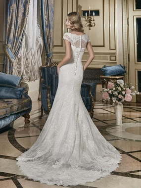 Свадебное платье Андриана. Силуэт Рыбка. Цвет Белый / Молочный. Вид 2