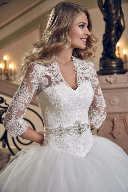 Свадебное платье Виолетта. Силуэт Пышное. Цвет Белый / Молочный. Вид 3