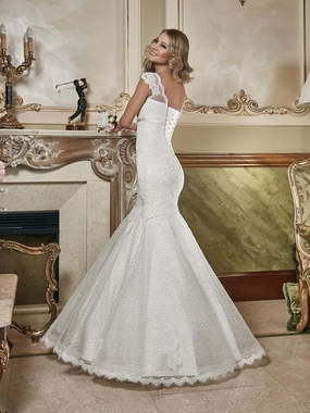 Свадебное платье Ребекка. Силуэт Рыбка. Цвет Белый / Молочный. Вид 2