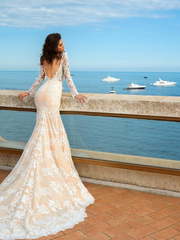 Свадебное платье Rian. Силуэт Рыбка. Цвет Белый / Молочный, Айвори / Капучино, Персик / Оранжевый. Вид 2