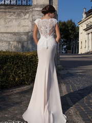 Свадебное платье Livia. Силуэт Прямое, Рыбка. Цвет Белый / Молочный, оттенки Розового. Вид 2