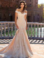 Свадебное платье Alexa. Силуэт Рыбка. Цвет Айвори / Капучино, Персик / Оранжевый. Вид 1